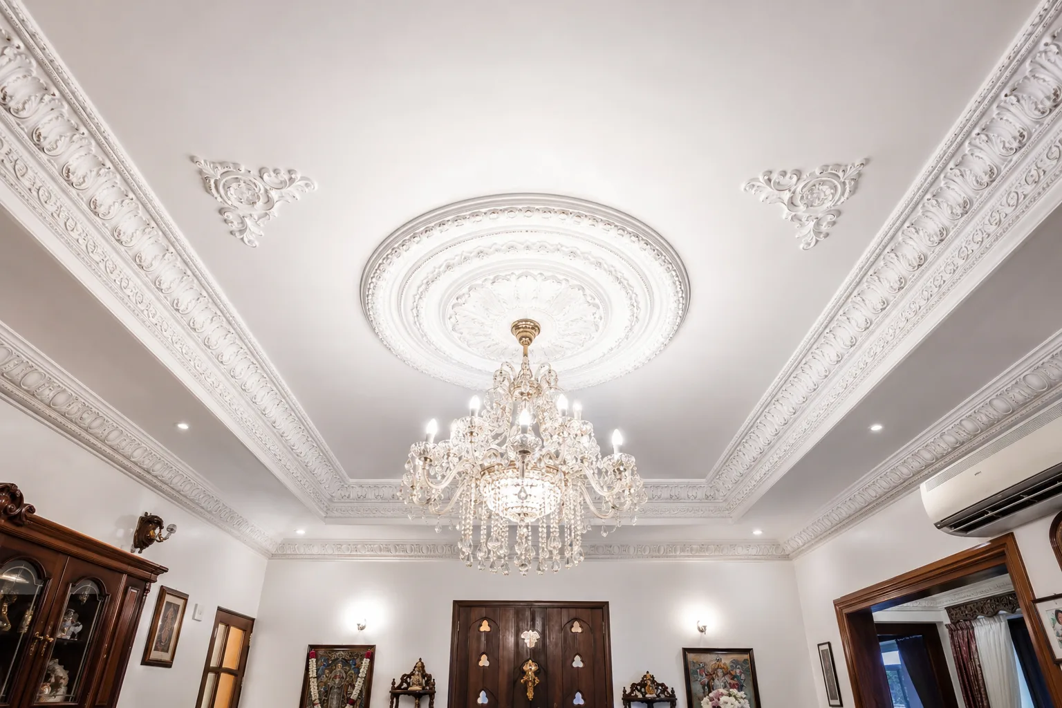 POP false ceiling with central medallion in Chennai home